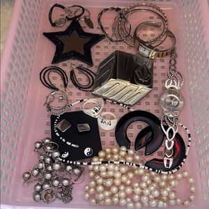 Lot of Vintage Y2K costume jewelry and accessories
